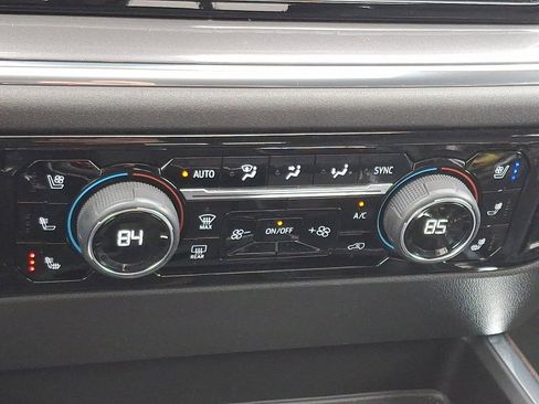 Used 2023 Chevrolet Silverado 1500 High Country image 17