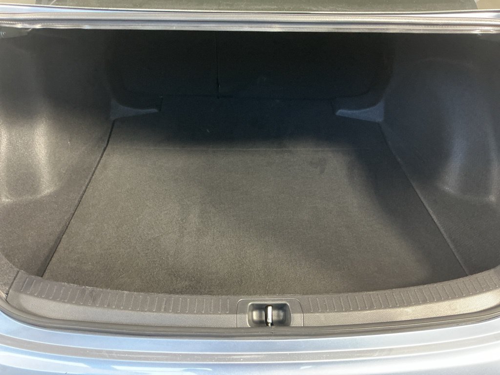Used 2023 Toyota Corolla LE FWD image 10