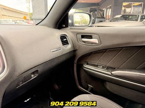 Used 2018 Dodge Charger R/T RWD image 16