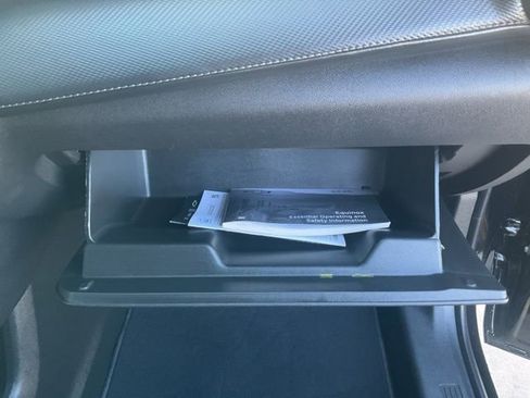 Used 2025 Chevrolet Equinox LT AWD/4WD image 31