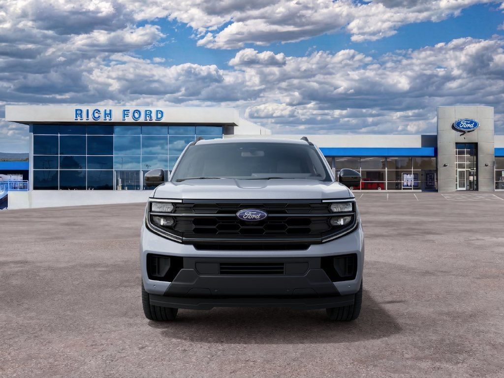 New 2027 Ford Expedition Active AWD/4WD image 3