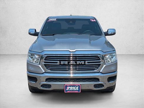 Used 2024 RAM 1500 Laramie AWD/4WD image 2