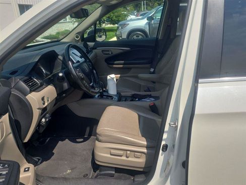 Used 2019 Honda Ridgeline RTL-T image 3