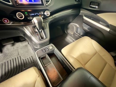 Used 2016 Honda CR-V Touring image 25