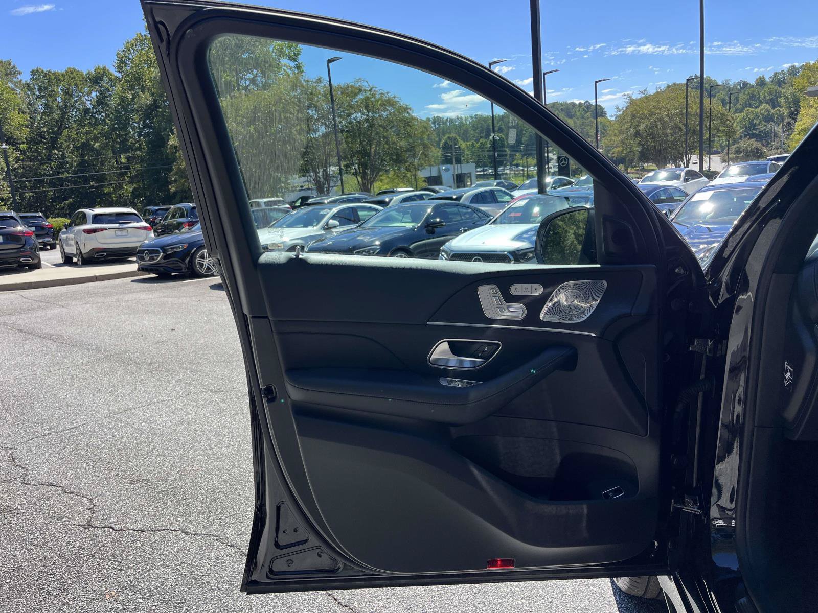 Certified 2025 Mercedes-Benz GLS 450 4MATIC image 18