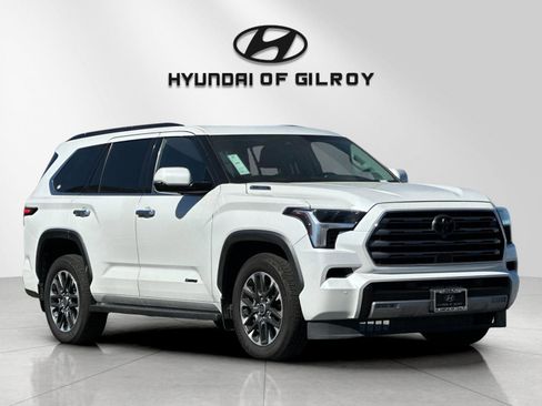 Used 2023 Toyota Sequoia Limited image 7