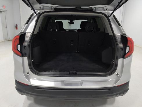 Used 2020 GMC Terrain SL image 29