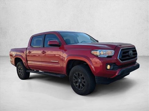 Certified 2020 Toyota Tacoma SR5 image 3