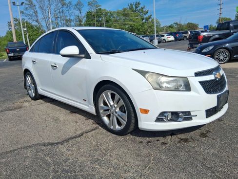 Used 2013 Chevrolet Cruze LTZ w/ RS Package FWD image 3