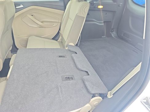 Used 2015 Ford Escape SE w/ Equipment Group 201A image 19