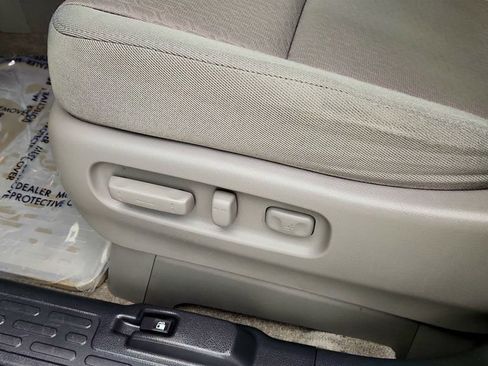 Used 2013 Honda Ridgeline RTS image 11
