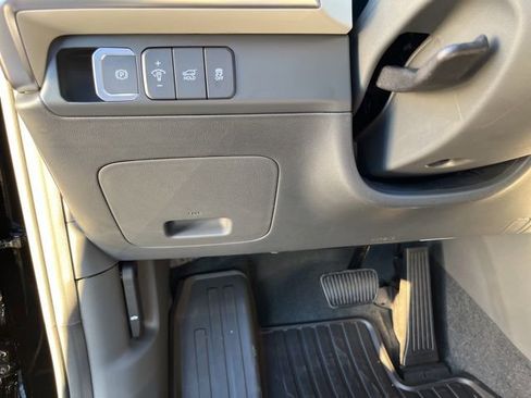 New 2026 Hyundai Santa Fe SE image 12