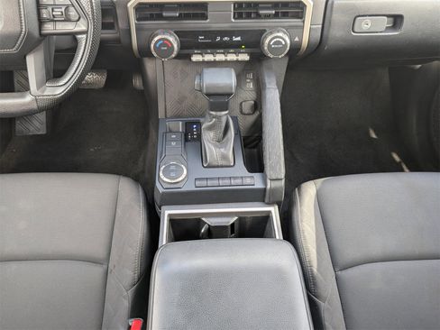 Used 2024 Toyota Tacoma SR5 image 38