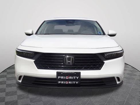Used 2024 Honda Accord EX image 5