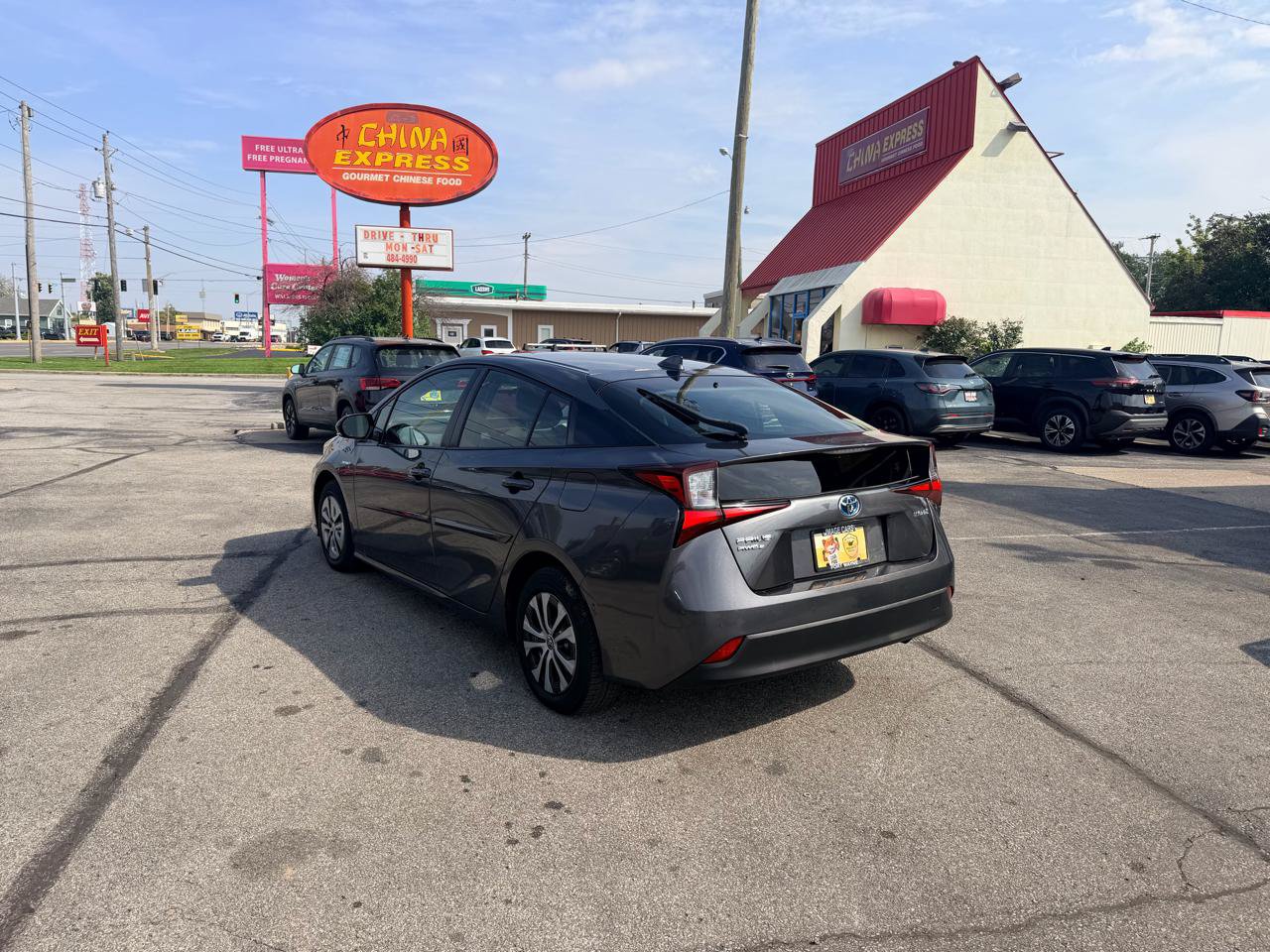 Used 2019 Toyota Prius LE AWD/4WD image 10