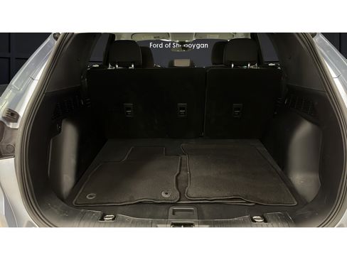 Used 2022 Ford Escape SE w/ Cold Weather Package AWD/4WD image 25
