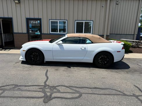 Used 2015 Chevrolet Camaro SS w/ RS Package RWD image 3
