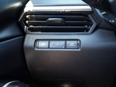 Used 2020 Nissan Altima 2.5 SR w/ Premium Package FWD image 31