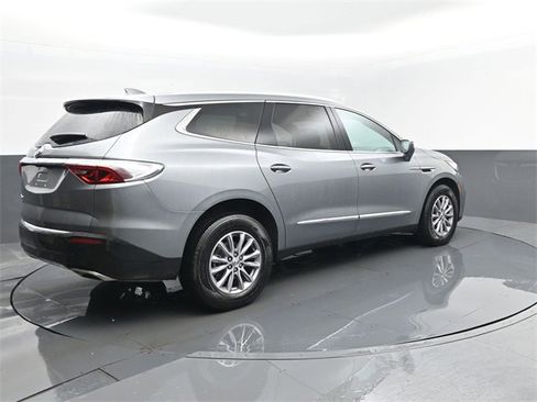 Used 2024 Buick Enclave Premium image 26