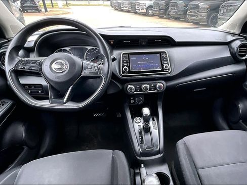 Used 2023 Nissan Kicks S FWD image 14