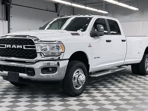Used 2024 RAM 3500 Big Horn image 13