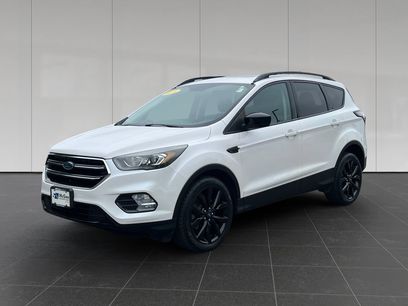 Used 2018 Ford Escape SE w/ SE Sport Appearance Package