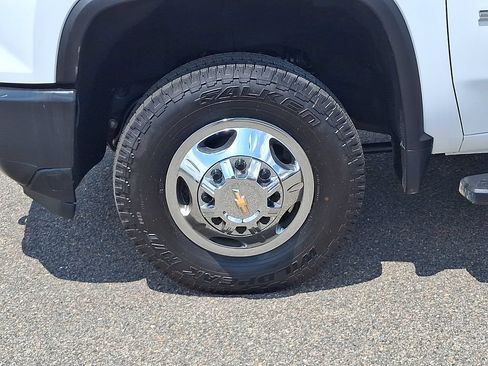 Used 2024 Chevrolet Silverado 3500 W/T w/ WT Convenience Package AWD/4WD image 8