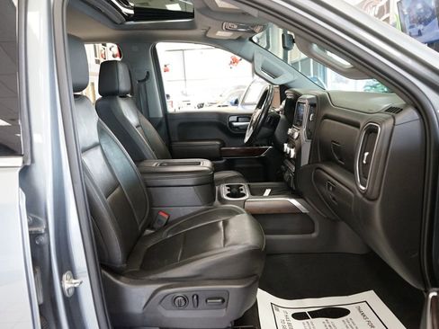 Used 2019 GMC Sierra 1500 SLT w/ SLT Premium Plus Package AWD/4WD image 46