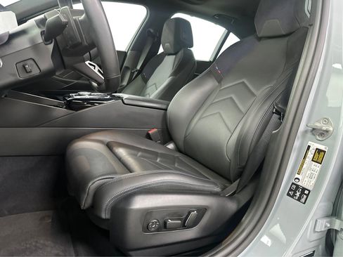 Used 2024 BMW 530i xDrive w/ M Sport Package image 20