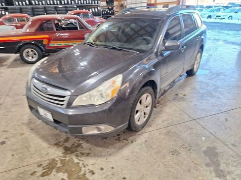 Used 2011 Subaru Outback 2.5i Premium w/ All-Weather Pkg image 1