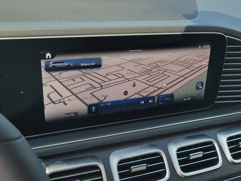 New 2026 Mercedes-Benz GLS 450 4MATIC image 27