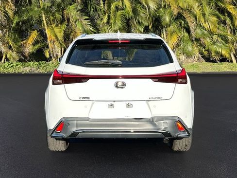 Used 2019 Lexus UX 200 F Sport image 6