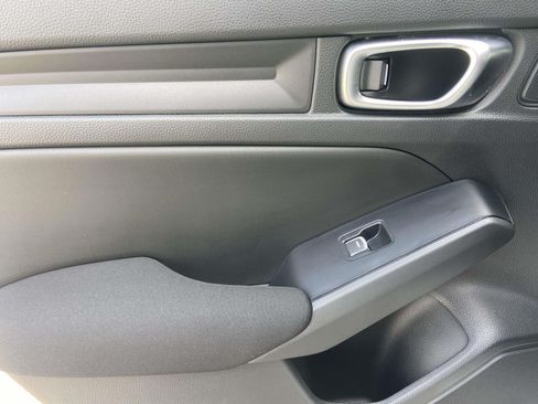 Used 2024 Honda Civic Sport image 13
