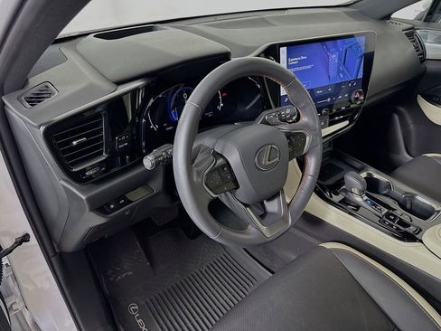Used 2023 Lexus NX 350 AWD image 9