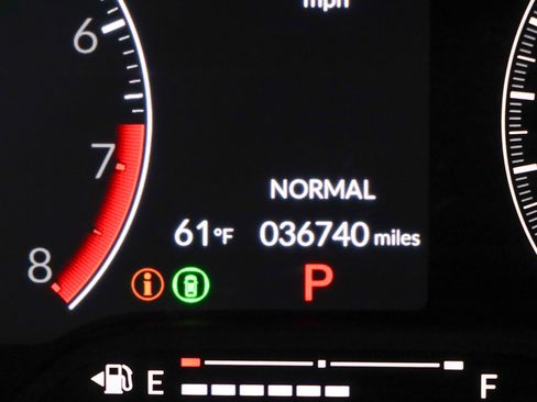 Used 2023 Honda Civic Sport image 16