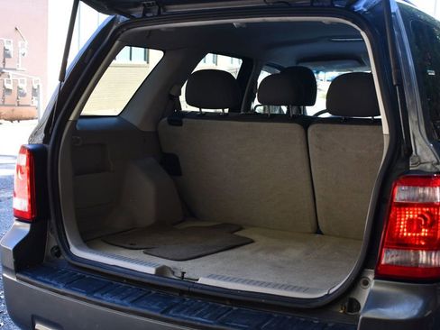 Used 2009 Ford Escape XLT image 7