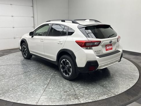 Used 2021 Subaru Crosstrek 2.0i Premium w/ Popular Package #2 AWD/4WD image 2