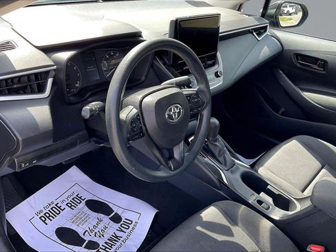 Used 2023 Toyota Corolla LE FWD image 13