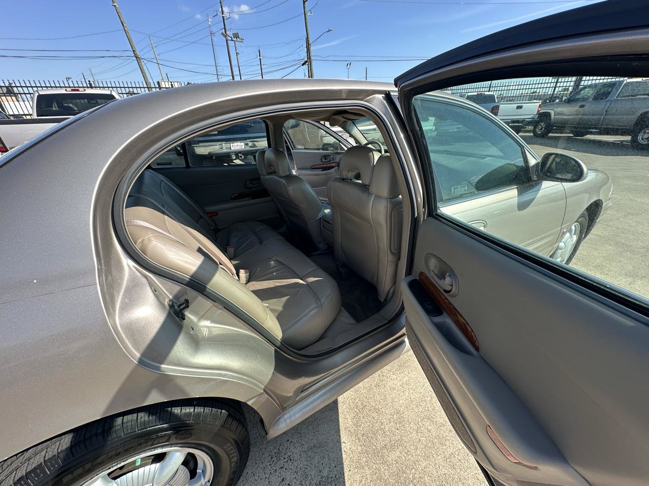 Used 2000 Buick Le Sabre Custom w/ Prestige Opt Pkg FWD image 33