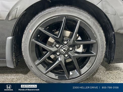 Used 2023 Honda Civic Sport image 12