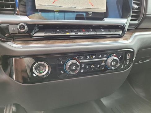 Used 2023 Chevrolet Silverado 1500 RST image 24