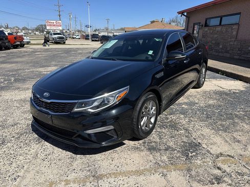 Used 2019 Kia Optima LX image 5