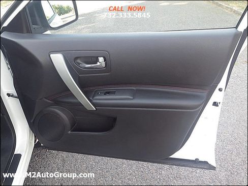 Used 2012 Nissan Rogue SL image 16