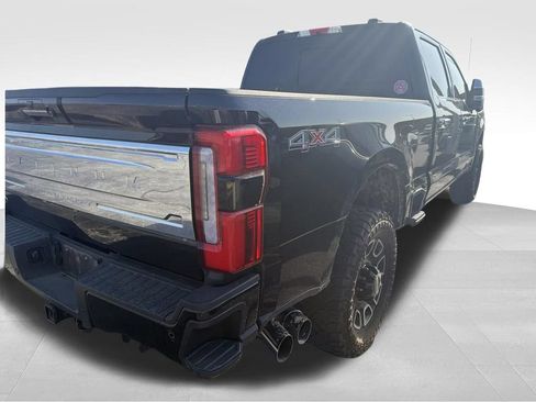 Used 2024 Ford F250 Platinum AWD/4WD image 27