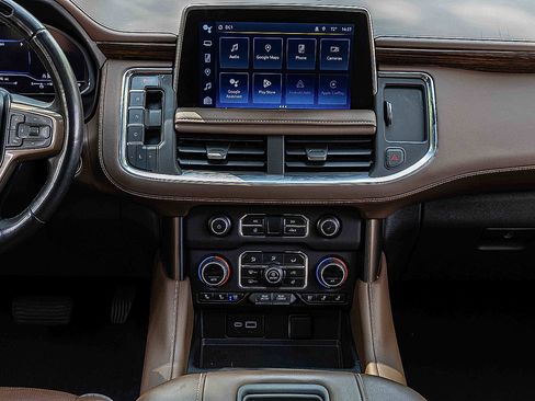 Used 2023 Chevrolet Tahoe High Country w/ Advanced Technology Package image 11