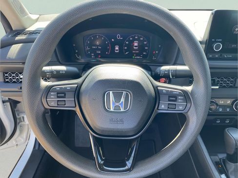 Used 2024 Honda Accord EX image 17