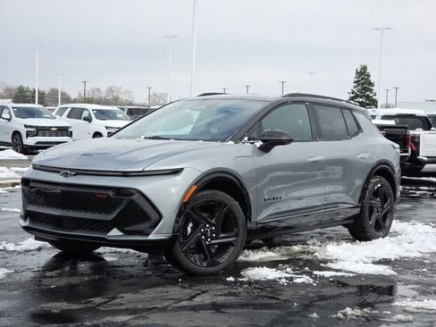 New 2026 Chevrolet Equinox EV RS FWD image 2