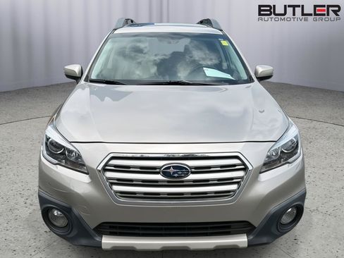 Used 2016 Subaru Outback 2.5i Limited AWD/4WD image 9