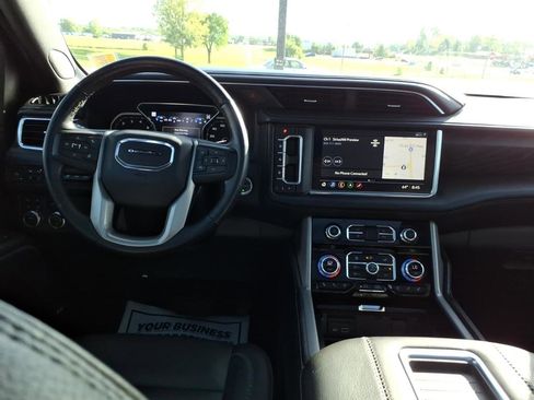 Used 2021 GMC Yukon Denali w/ LPO, Illumination Package AWD/4WD image 11