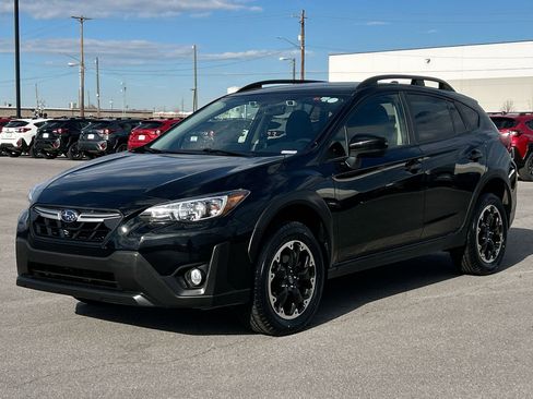 Certified 2023 Subaru Crosstrek 2.0i Premium image 8